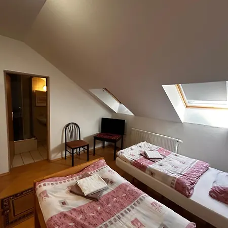 Guest house Valentina 3*