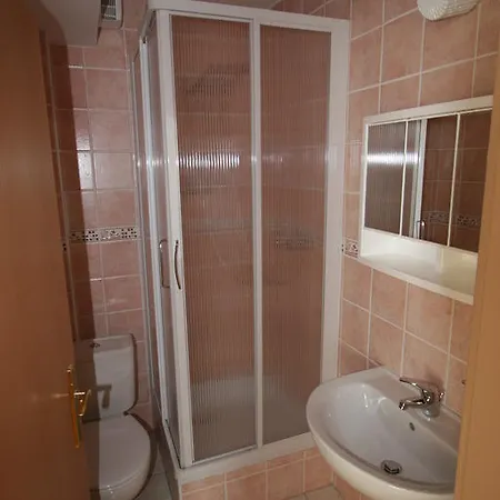 Guest house Valentina 3*