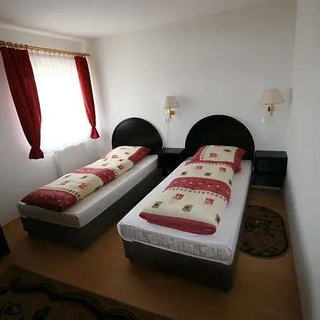 Guest house Valentina 3*